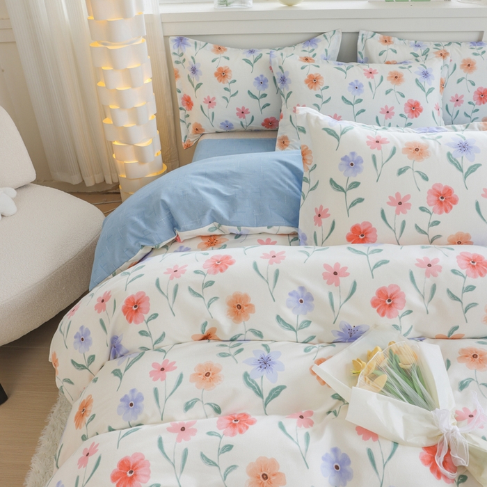 91家纺网 家纺一手货源 找家纺 优纤家纺 2025新款120克磨毛斜纹卡通花卉印花植物羊绒四件套 科莫花园