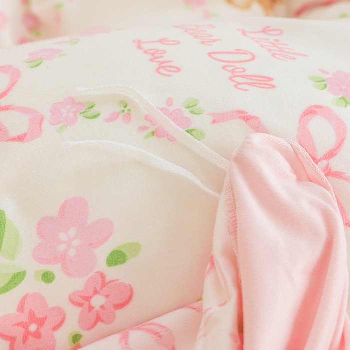 91家纺网 家纺一手货源 找家纺 优纤家纺 2025新款120克磨毛斜纹卡通花卉印花植物羊绒四件套 蝴蝶熊