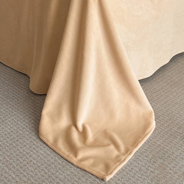 91家纺网 家纺一手货源 找家纺 金牛座家纺 2025新款加厚牛奶绒轻奢刺绣四件套-若兰 若兰-奶白