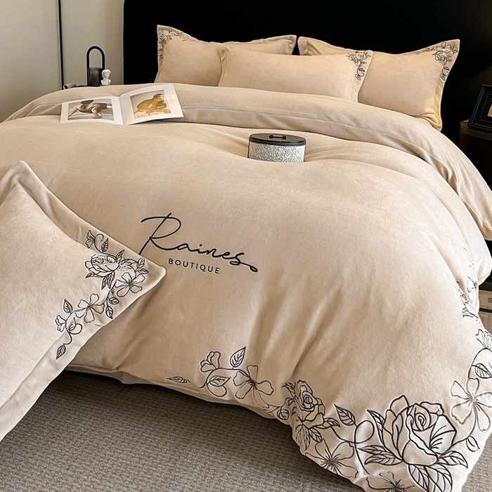 91家纺网 家纺一手货源 找家纺 （总）金牛座家纺 2025新款加厚牛奶绒轻奢刺绣四件套-若兰