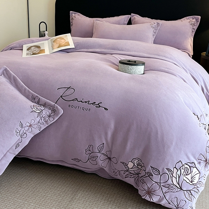 91家纺网 家纺一手货源 找家纺 金牛座家纺 2025新款加厚牛奶绒轻奢刺绣四件套-若兰 若兰-浅紫