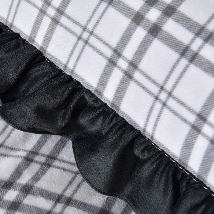 91家纺网 家纺一手货源 找家纺 牵依 2025新款赫本风水花边牛奶绒四件套 法式-简爱