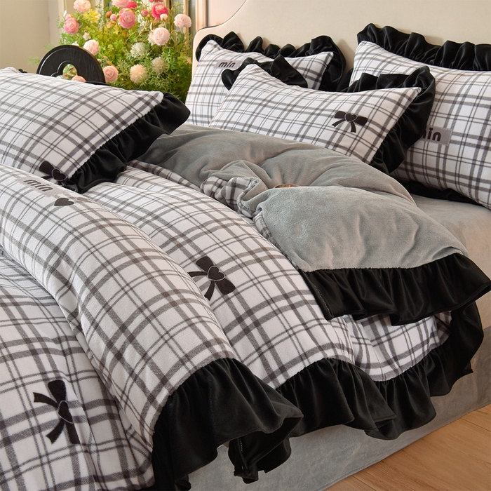 牵依 2025新款赫本风水花边牛奶绒四件套 法式-简爱