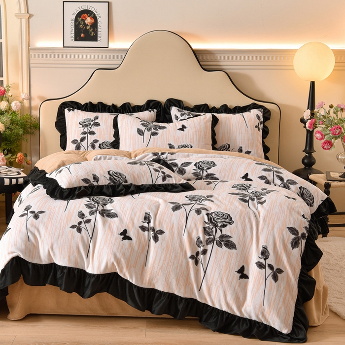 91家纺网 家纺一手货源 找家纺 牵依 2025新款赫本风水花边牛奶绒四件套 法式-优雅玫瑰