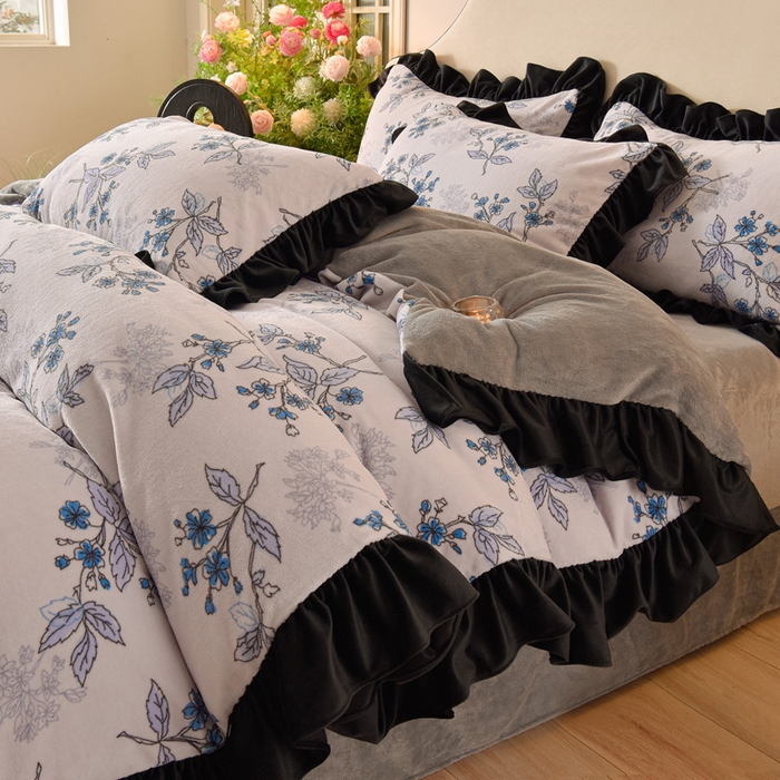 牵依 2025新款赫本风水花边牛奶绒四件套 法式-兰亭花序