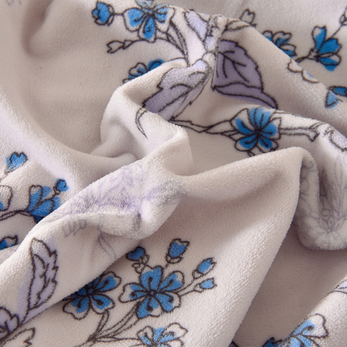 91家纺网 家纺一手货源 找家纺 牵依 2025新款赫本风水花边牛奶绒四件套 法式-兰亭花序