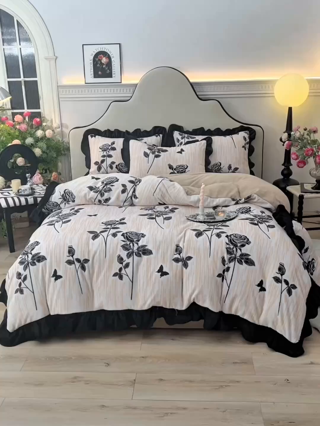 91家纺网 家纺一手货源 找家纺 牵依 2025新款赫本风水花边牛奶绒四件套 法式-优雅玫瑰