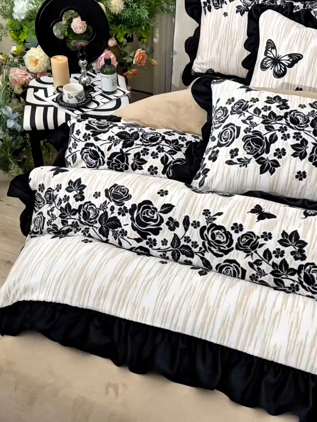 91家纺网 家纺一手货源 找家纺 （总）牵依 2025新款赫本风水花边牛奶绒四件套