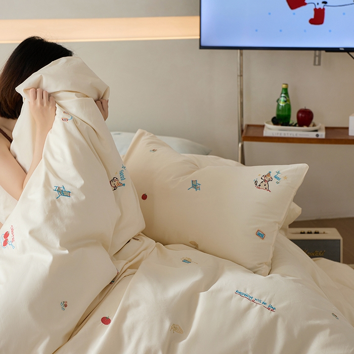 91家纺网 家纺一手货源 找家纺 简纯主义 2025新款100s贡缎长绒棉纯棉刺绣四件套-趣味 露露米娅-白