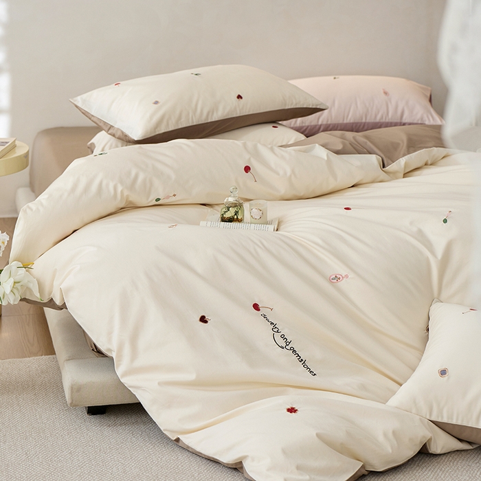 91家纺网 家纺一手货源 找家纺 简纯主义 2025新款100s贡缎长绒棉纯棉刺绣四件套-趣味 樱桃甜心-咖