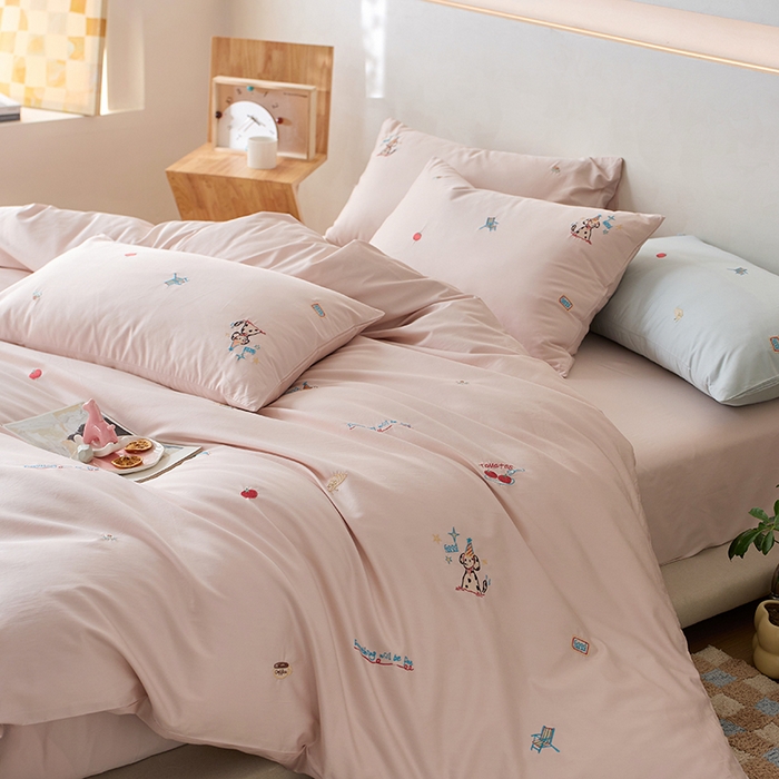 91家纺网 家纺一手货源 找家纺 简纯主义 2025新款100s贡缎长绒棉纯棉刺绣四件套-趣味 露露米娅-粉