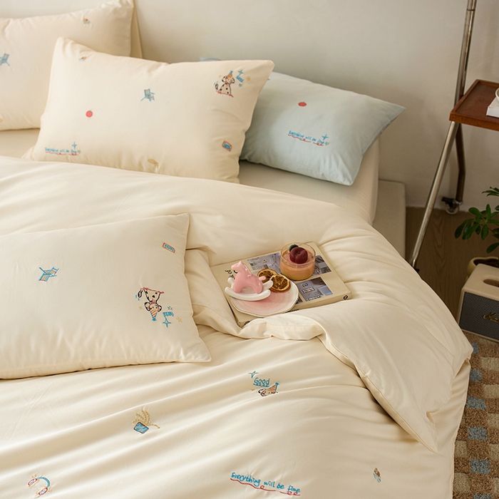 91家纺网 家纺一手货源 找家纺 简纯主义 2025新款100s贡缎长绒棉纯棉刺绣四件套-趣味 露露米娅-白