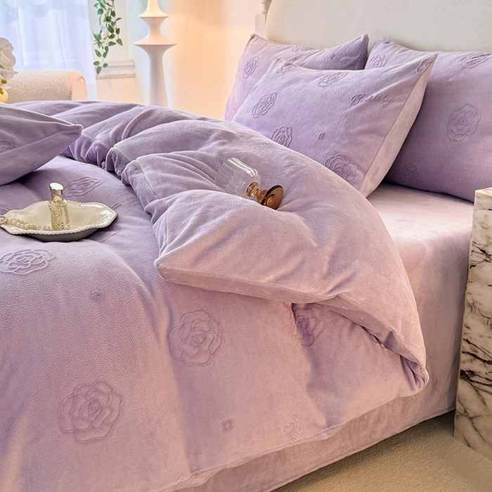 91家纺网 家纺一手货源 找家纺 （总）眠博士 2025新款立体雕花牛奶绒加厚保暖四件套-安吉拉-芙蔓-赛琳