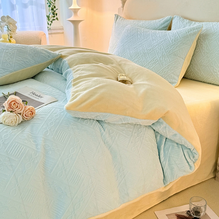 91家纺网 家纺一手货源 找家纺 眠博士 2025新款立体雕花牛奶绒加厚保暖四件套-安吉拉-芙蔓-赛琳 浮雕绒-安吉拉蓝黄