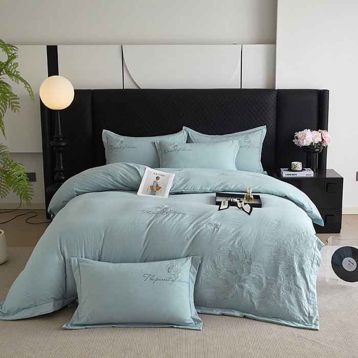 91家纺网 家纺一手货源 找家纺 金纱玉纺家纺 2025新款水洗棉工艺刺绣四件套 沁颜花开-豆绿