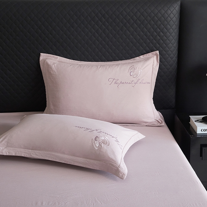 91家纺网 家纺一手货源 找家纺 金纱玉纺家纺 2025新款水洗棉工艺刺绣四件套 沁颜花开-紫豆沙