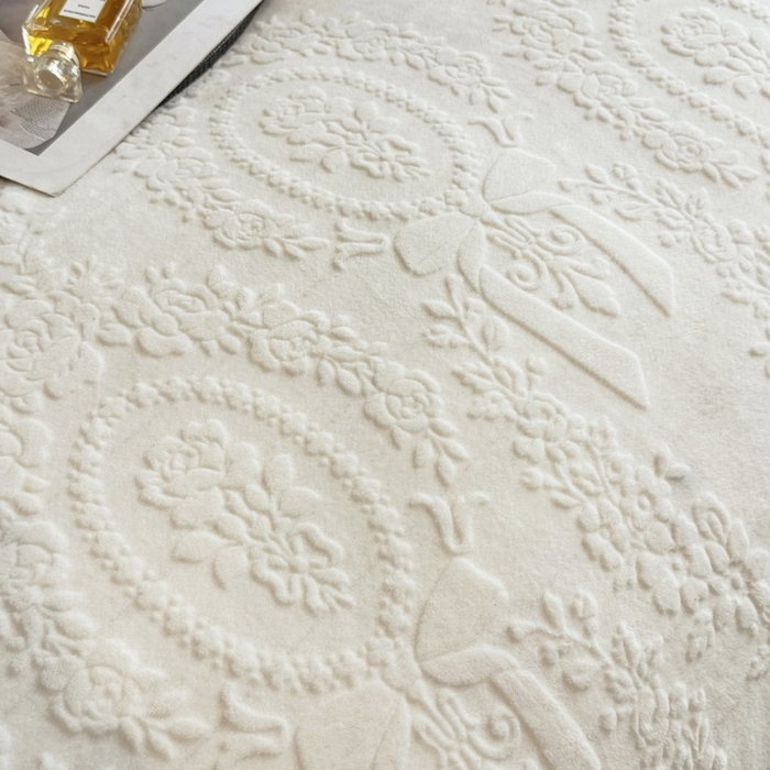 91家纺网 家纺一手货源 找家纺 言熙居家纺 2025新款全消光240克雕花牛奶绒四件套一套重9斤小香风系列 小香风-奶白