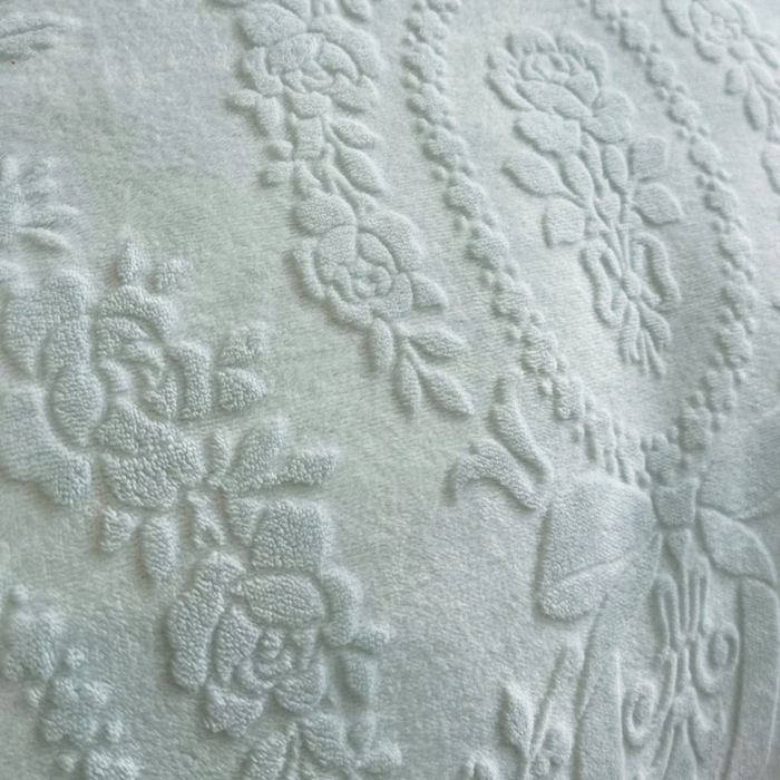 91家纺网 家纺一手货源 找家纺 言熙居家纺 2025新款全消光240克雕花牛奶绒四件套一套重9斤小香风系列 小香风-薄荷绿