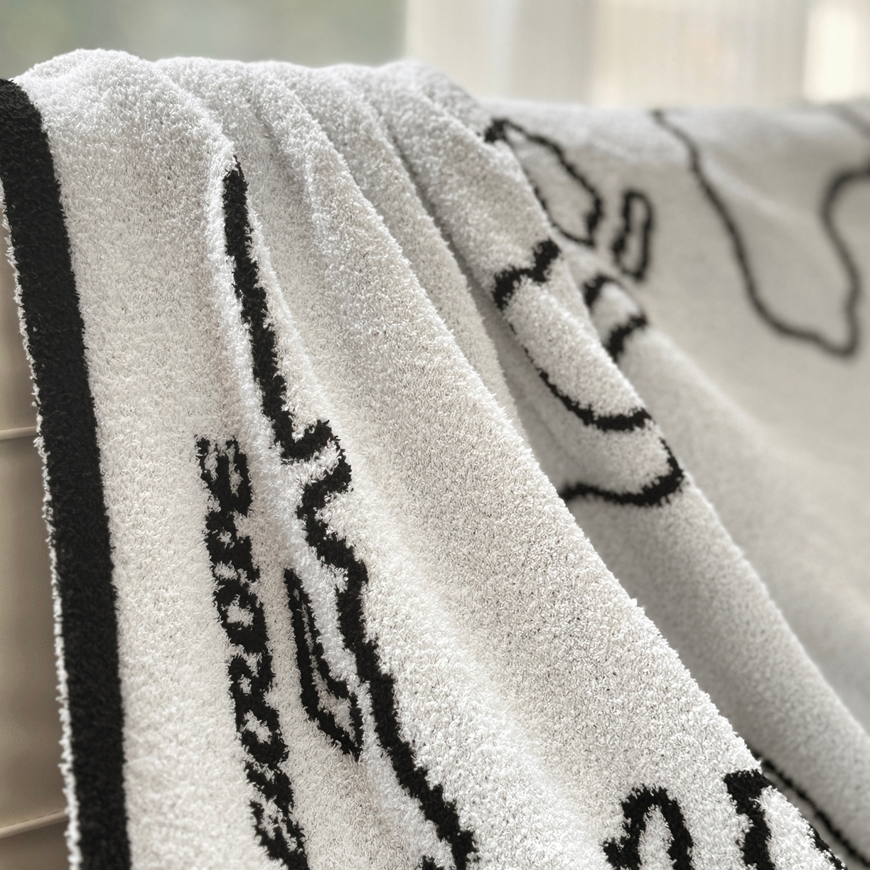 91家纺网 家纺一手货源 找家纺 CINNY馨宜 2025新款半边绒毯休闲毯披肩毯盖毯办公室午睡毯 山河