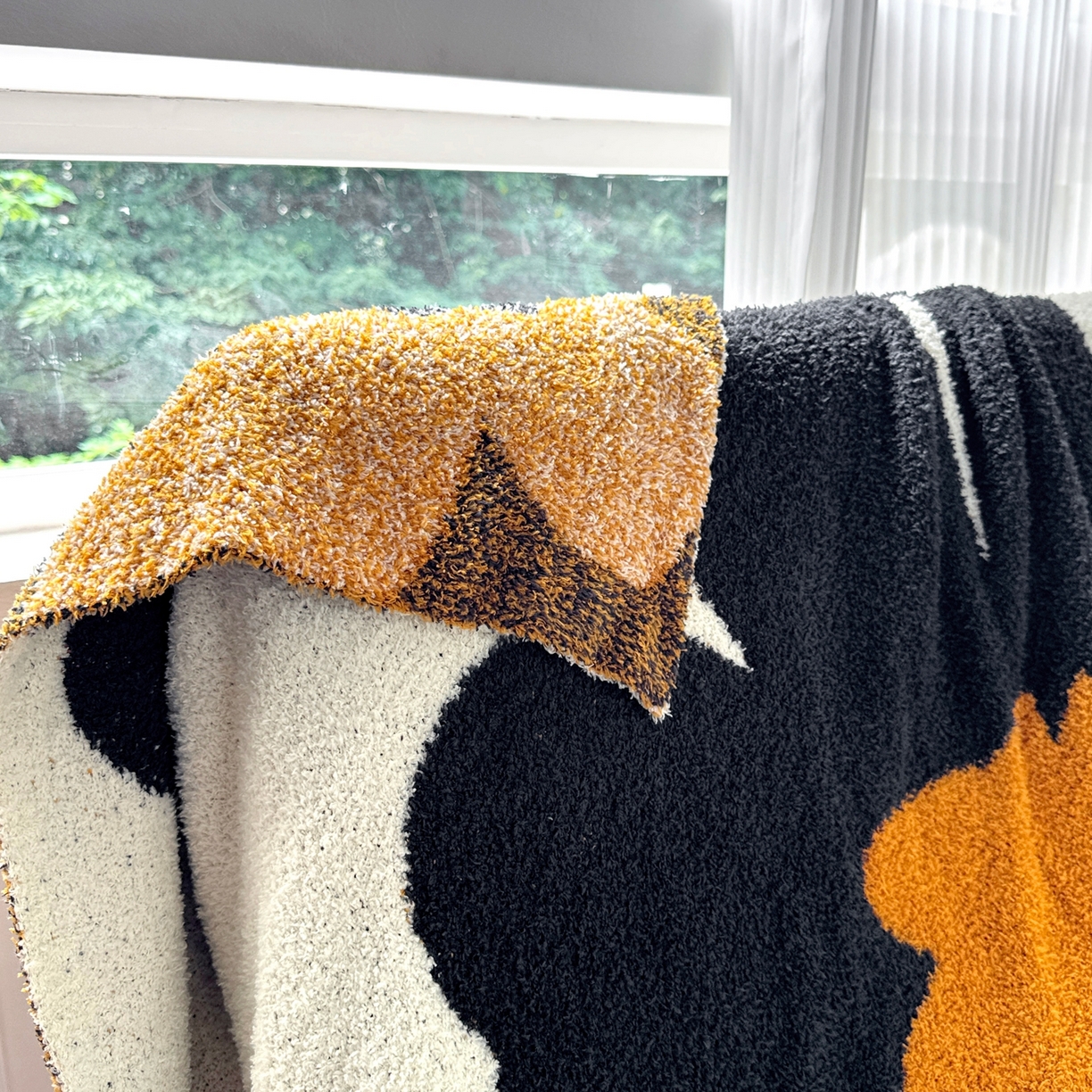 91家纺网 家纺一手货源 找家纺 CINNY馨宜 2025新款半边绒毯休闲毯披肩毯盖毯办公室午睡毯 太阳花