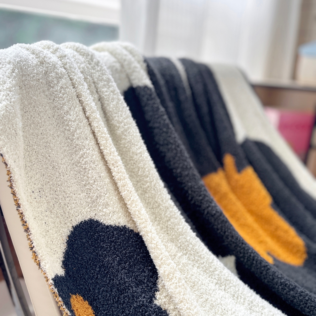 91家纺网 家纺一手货源 找家纺 CINNY馨宜 2025新款半边绒毯休闲毯披肩毯盖毯办公室午睡毯 太阳花