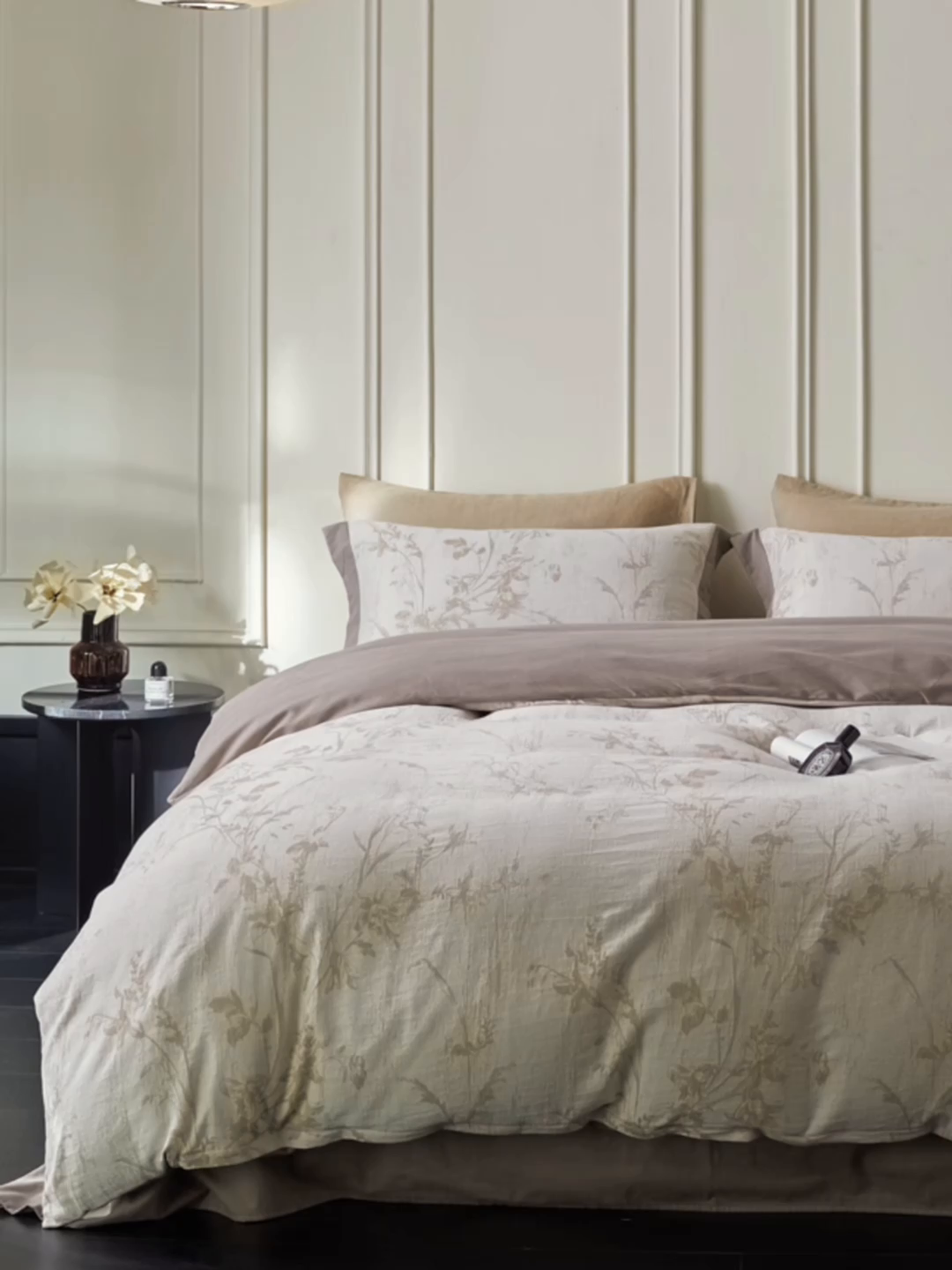 91家纺网 家纺一手货源 找家纺 梦享生活家居 2025新款全棉纯棉色织提花磨毛四件套 全棉磨毛锦绣-米棕