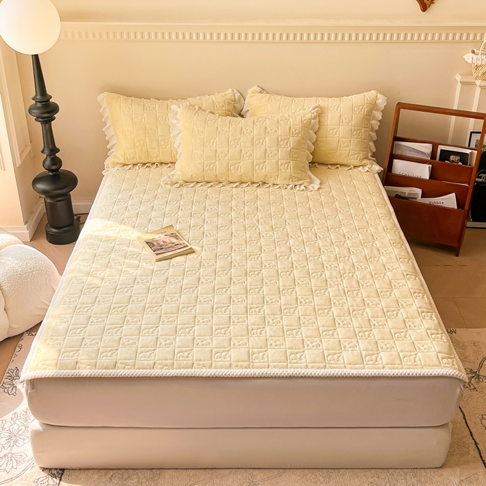 91家纺网 家纺一手货源 找家纺 眠博士 2025新款纯色牛奶绒加厚保暖绗缝大象床褥床垫 床护垫-鹅黄