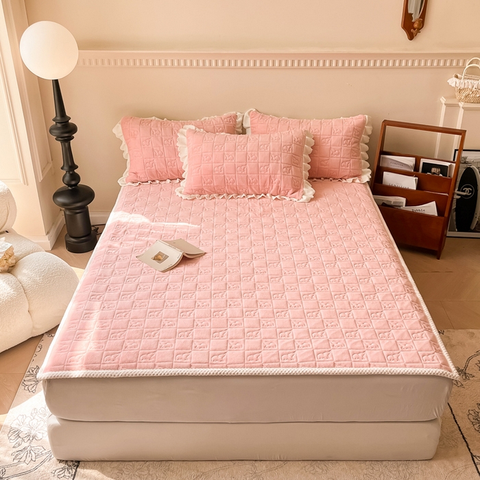 91家纺网 家纺一手货源 找家纺 眠博士 2025新款纯色牛奶绒加厚保暖绗缝大象床褥床垫 床护垫-粉色