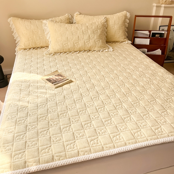 91家纺网 家纺一手货源 找家纺 眠博士 2025新款纯色牛奶绒加厚保暖绗缝大象床褥床垫 床护垫-鹅黄