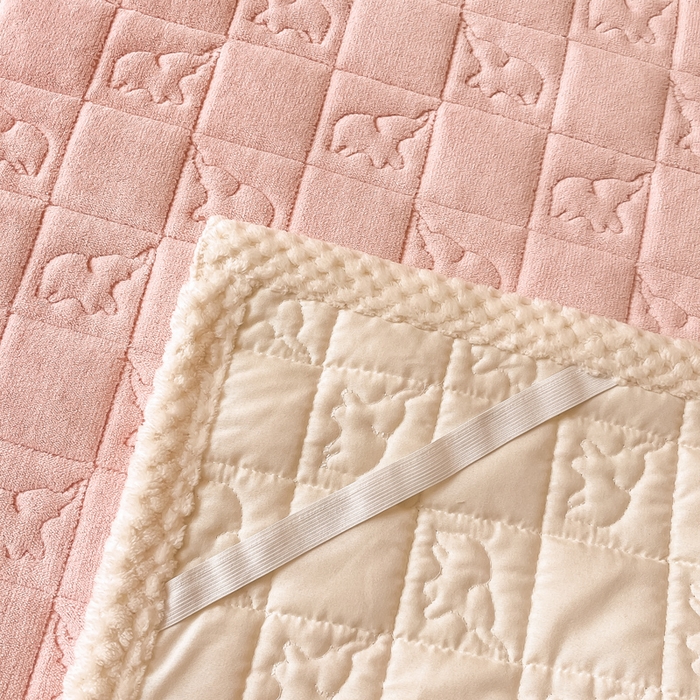 91家纺网 家纺一手货源 找家纺 眠博士 2025新款纯色牛奶绒加厚保暖绗缝大象床褥床垫 床护垫-粉色