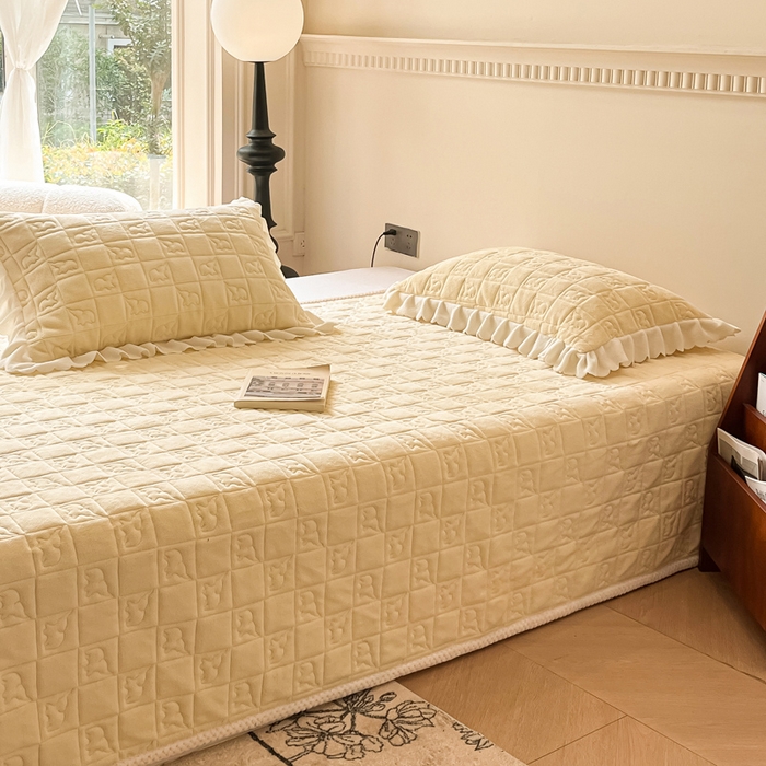 91家纺网 家纺一手货源 找家纺 眠博士 2025新款纯色牛奶绒加厚保暖绗缝大象床褥床垫 床护垫-鹅黄