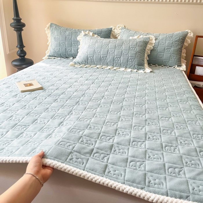 91家纺网 家纺一手货源 找家纺 眠博士 2025新款纯色牛奶绒加厚保暖绗缝大象床褥床垫 床护垫-雾霾蓝