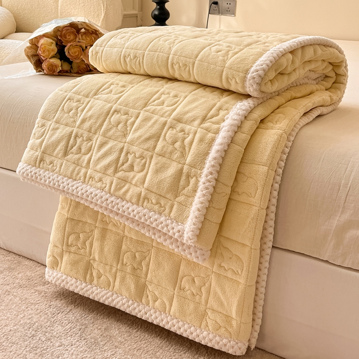 91家纺网 家纺一手货源 找家纺 眠博士 2025新款纯色牛奶绒加厚保暖绗缝大象床褥床垫 床护垫-鹅黄