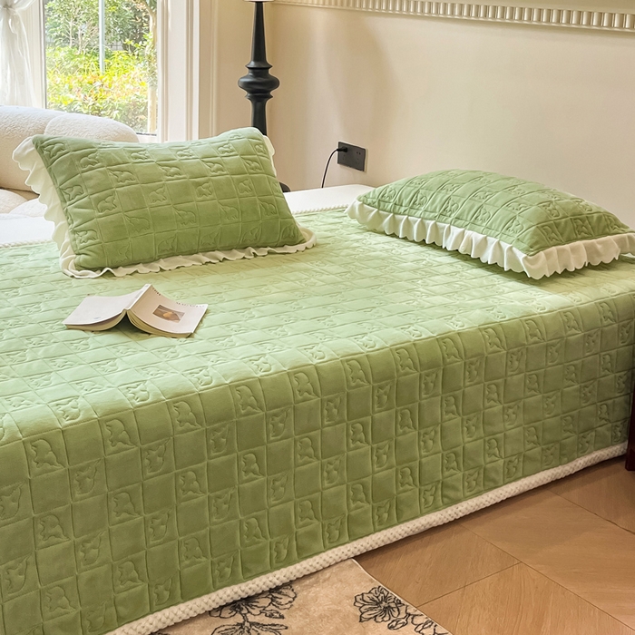 91家纺网 家纺一手货源 找家纺 眠博士 2025新款纯色牛奶绒加厚保暖绗缝大象床褥床垫 床护垫-苹果绿