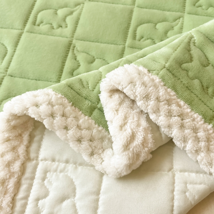 91家纺网 家纺一手货源 找家纺 眠博士 2025新款纯色牛奶绒加厚保暖绗缝大象床褥床垫 床护垫-苹果绿