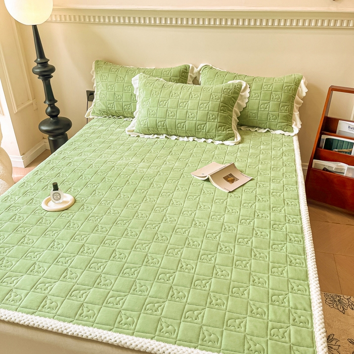 91家纺网 家纺一手货源 找家纺 眠博士 2025新款纯色牛奶绒加厚保暖绗缝大象床褥床垫 床护垫-苹果绿