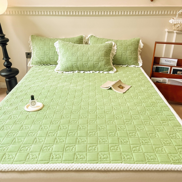 91家纺网 家纺一手货源 找家纺 眠博士 2025新款纯色牛奶绒加厚保暖绗缝大象床褥床垫 床护垫-苹果绿