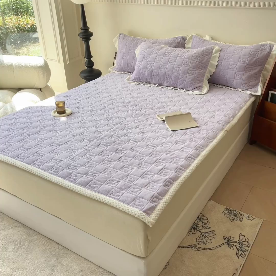 91家纺网 家纺一手货源 找家纺 眠博士 2025新款纯色牛奶绒加厚保暖绗缝大象床褥床垫 床护垫-丁香紫
