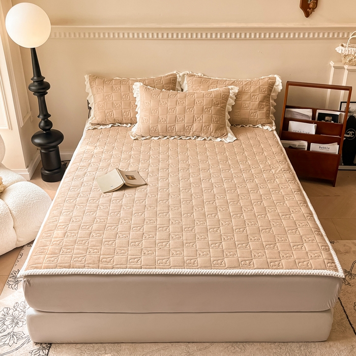 91家纺网 家纺一手货源 找家纺 眠博士 2025新款纯色牛奶绒加厚保暖绗缝大象床褥床垫 床护垫-暖咖