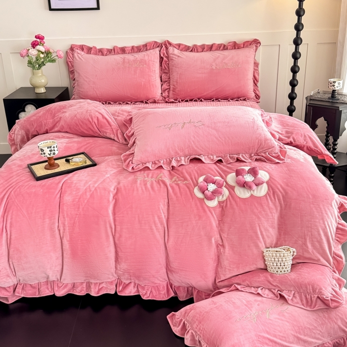 恋尚羽家纺 2025新款韩版花边婴儿绒大床盖四件套宝宝绒婴肤绒公主风韩式盘花四件套 豆沙