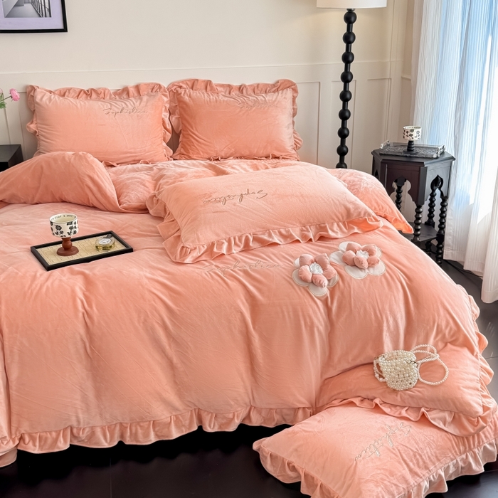 91家纺网 家纺一手货源 找家纺 恋尚羽家纺 2025新款韩版花边婴儿绒大床盖四件套宝宝绒婴肤绒公主风韩式盘花四件套 桔色