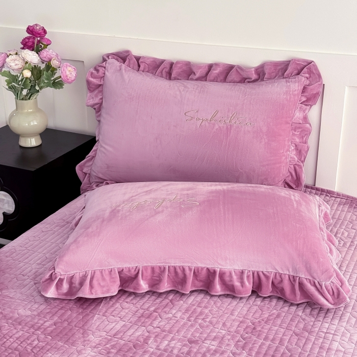 91家纺网 家纺一手货源 找家纺 恋尚羽家纺 2025新款韩版花边婴儿绒大床盖四件套宝宝绒婴肤绒公主风韩式盘花四件套 紫色