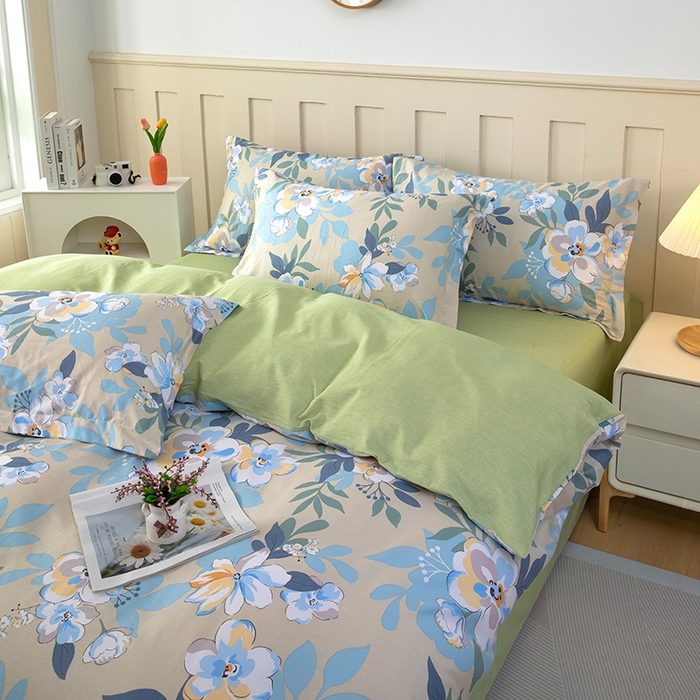 91家纺网 家纺一手货源 找家纺 新款12868全棉学生宿舍三件套卡通纯棉四件套 木棉花