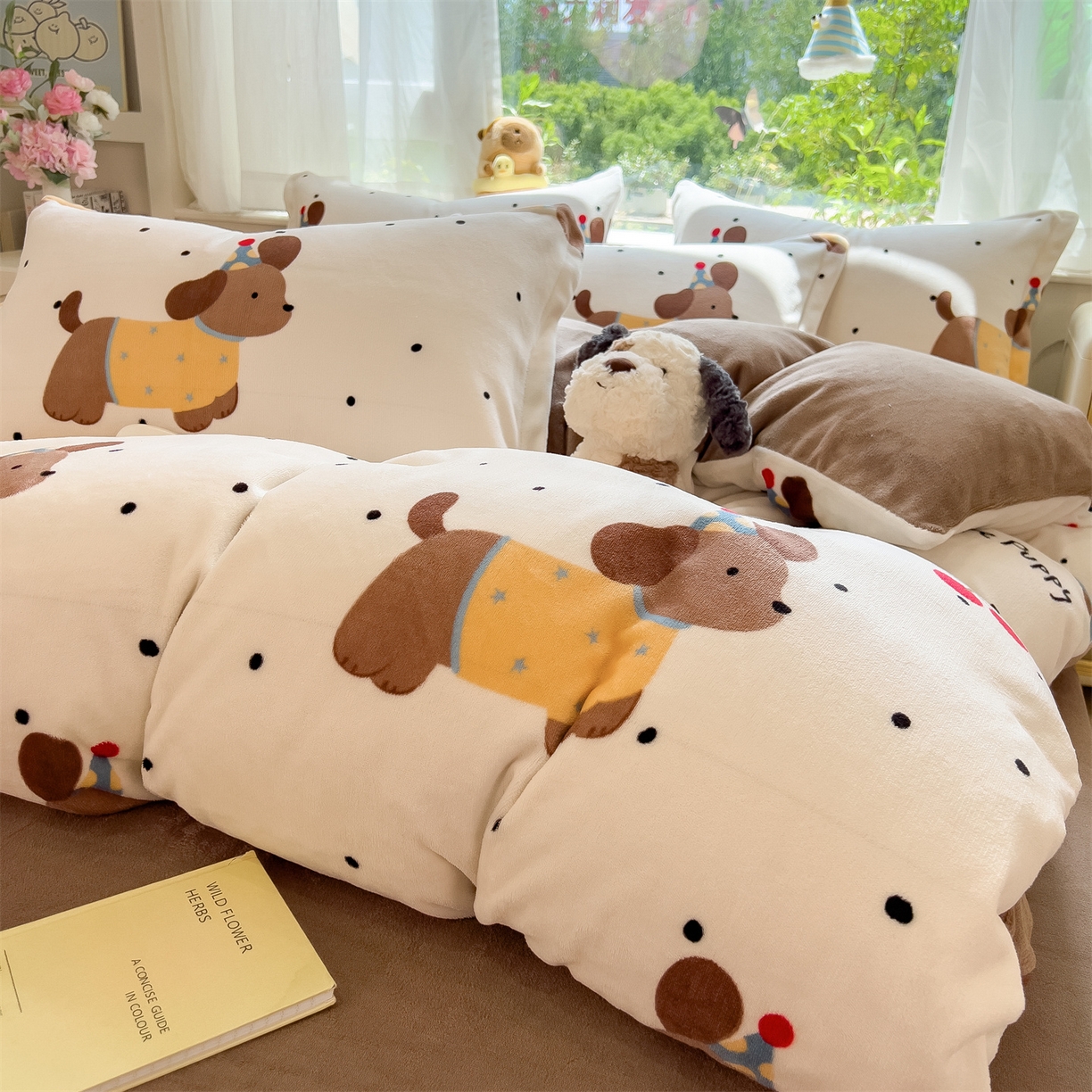 91家纺网 家纺一手货源 找家纺 （总）五月家纺 2025新款A类高克重保暖印花牛奶绒四件套