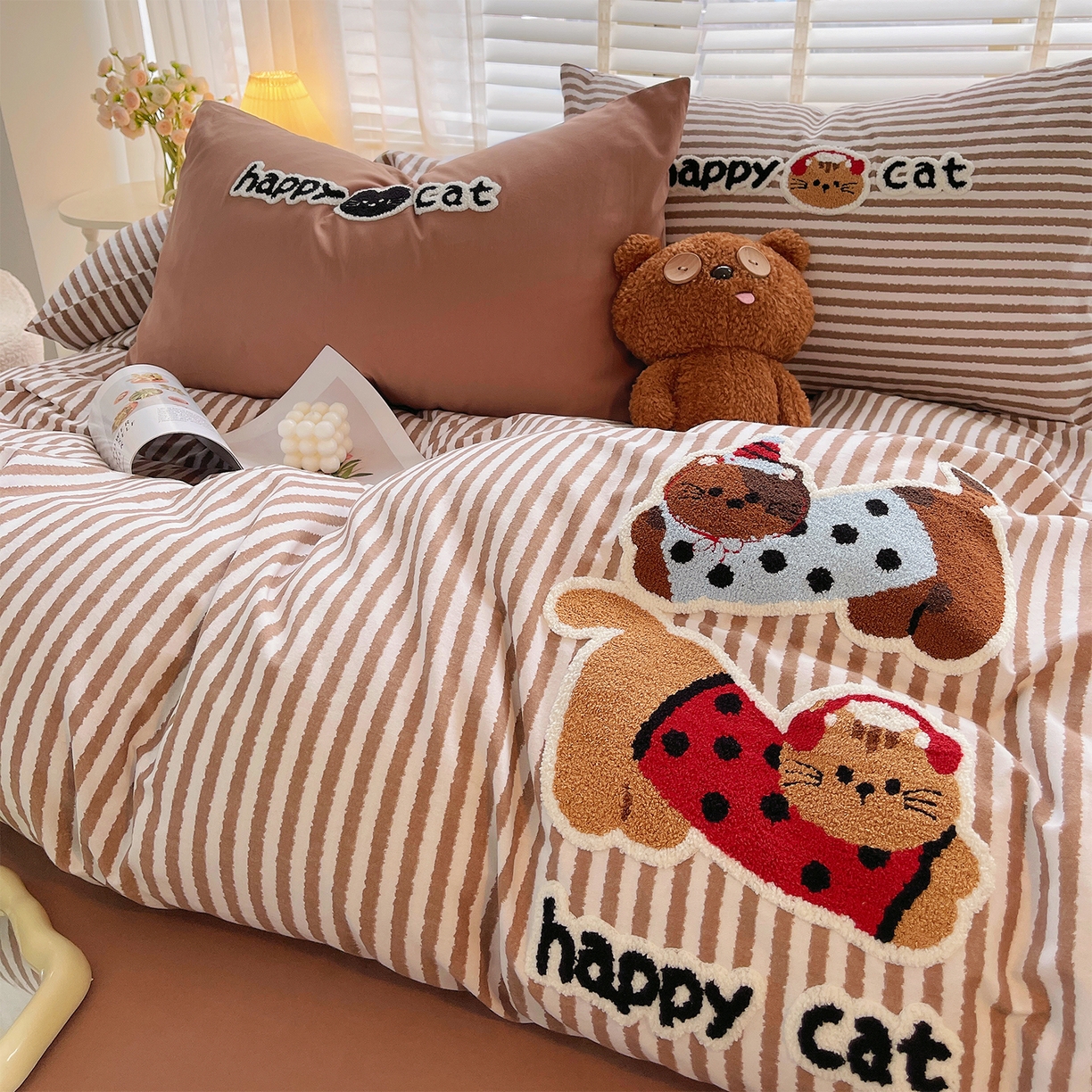 炫拼家纺 2025新款全棉磨毛卡通贴布绣加厚毛巾绣纯棉四件套-曲奇系列 曲奇-波点猫