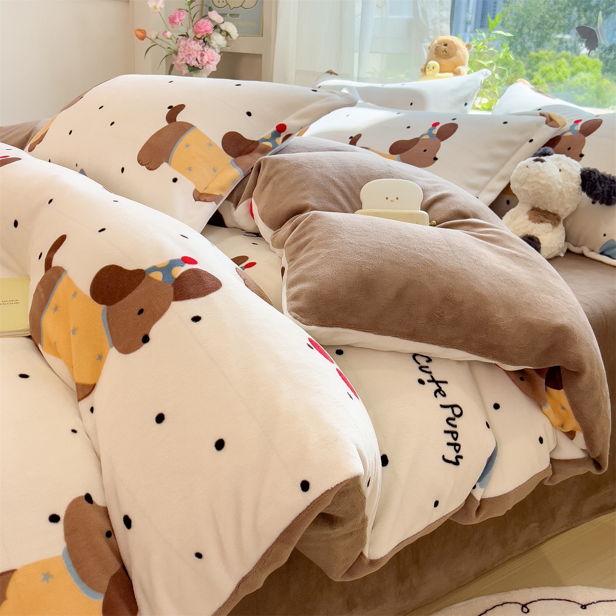 91家纺网 家纺一手货源 找家纺 （总）五月家纺 2025新款A类高克重保暖印花牛奶绒四件套