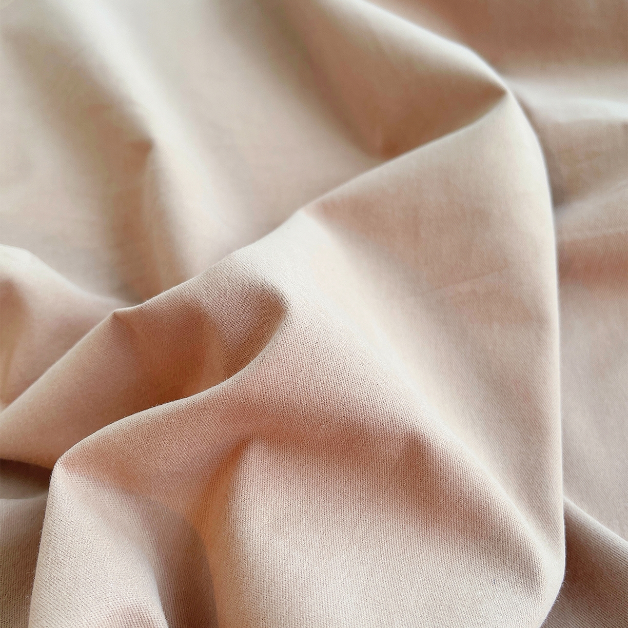 91家纺网 家纺一手货源 找家纺 炫拼家纺 2025新款全棉磨毛卡通贴布绣加厚毛巾绣纯棉四件套-曲奇系列 曲奇-波点猫