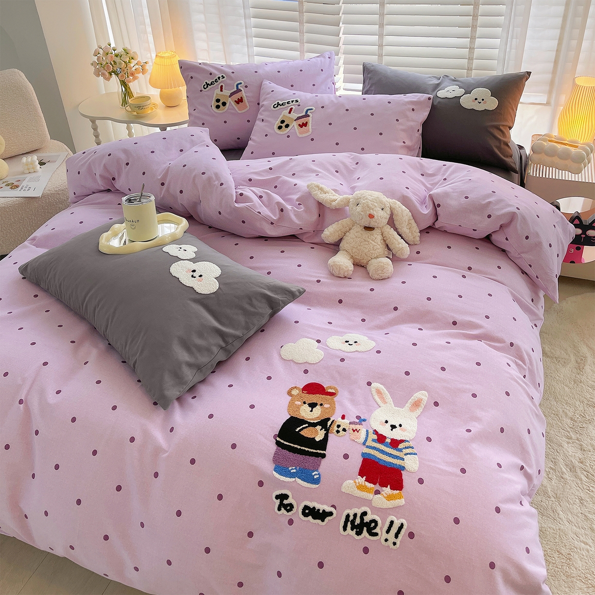 91家纺网 家纺一手货源 找家纺 炫拼家纺 2025新款全棉磨毛卡通贴布绣加厚毛巾绣纯棉四件套-曲奇系列 曲奇-好朋友