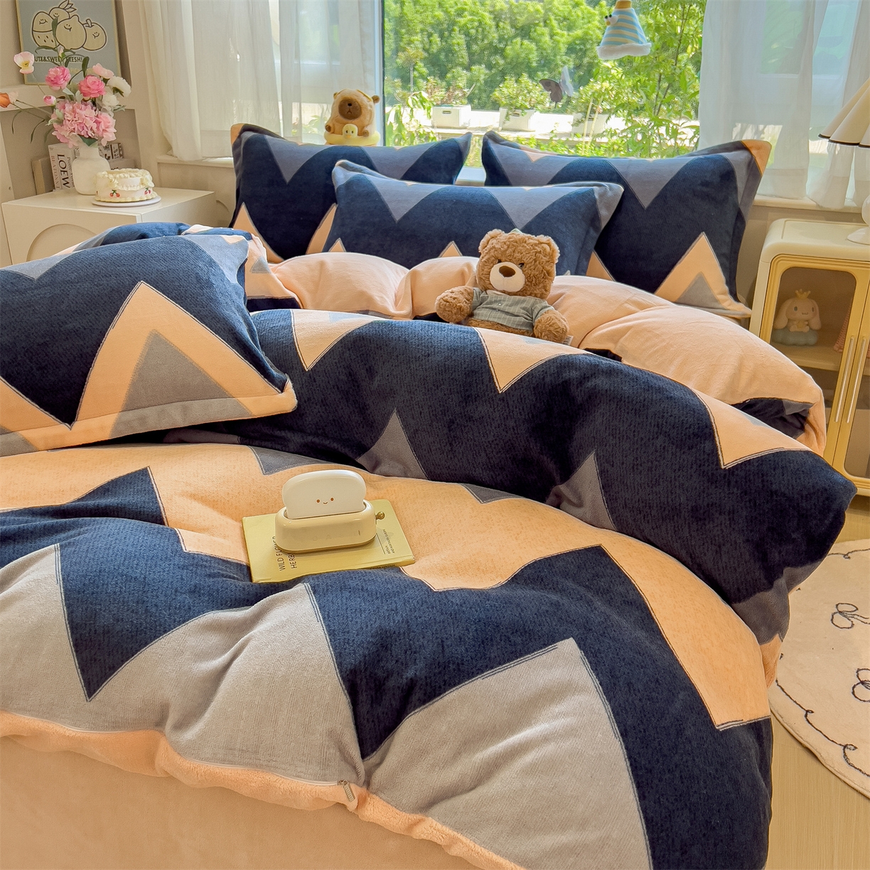 91家纺网 家纺一手货源 找家纺 （总）五月家纺 2025新款A类高克重保暖印花牛奶绒四件套