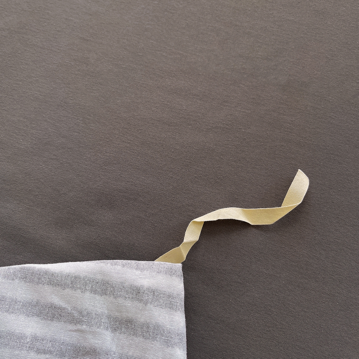 91家纺网 家纺一手货源 找家纺 炫拼家纺 2025新款全棉磨毛卡通贴布绣加厚毛巾绣纯棉四件套-曲奇系列 曲奇-举高高